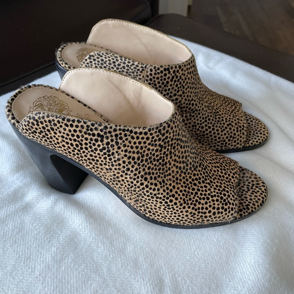 Vince Camuto Mesella peep toe mules